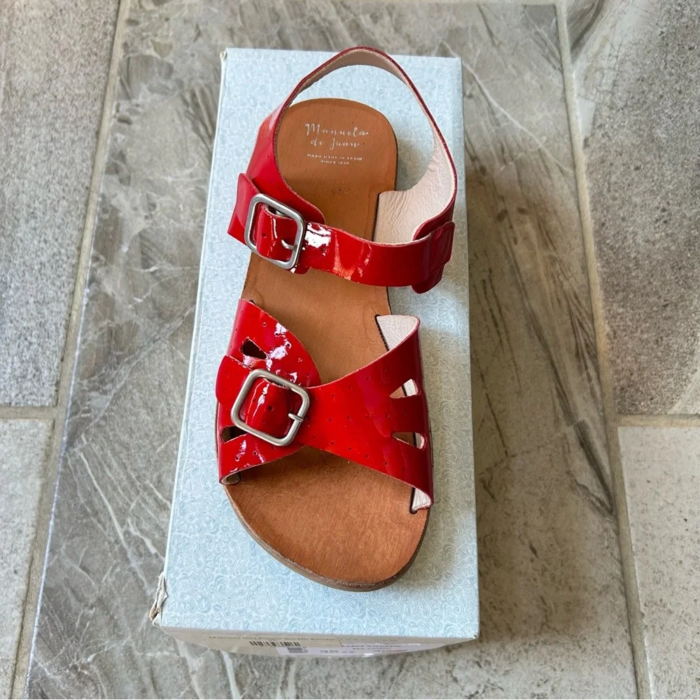 Manuela De Juan Red Patent leather Open Toe Buckle Sandals, Size 35 EU ( 3.5 US)